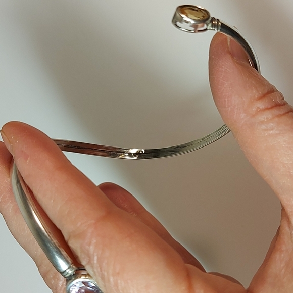 Antique Yellow Ceylon Sapphire & Amethyst Flexible Silver Bangle - Picture 16 of 16